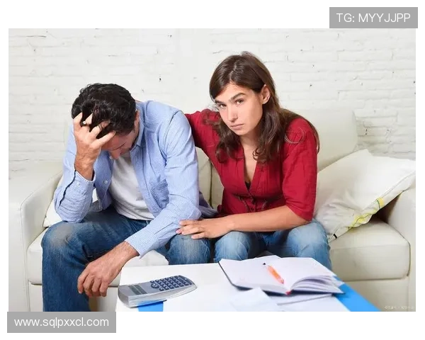 65岁女性因跟踪骚扰年轻男子被捕竟渴望与其发生亲密关系